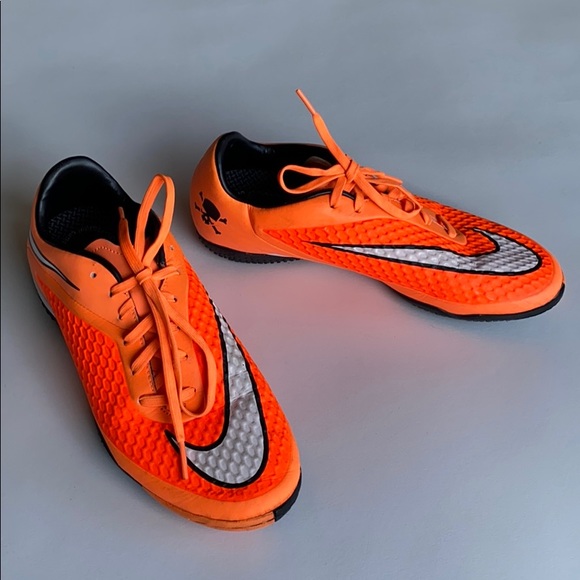 nike hypervenom indoor shoes